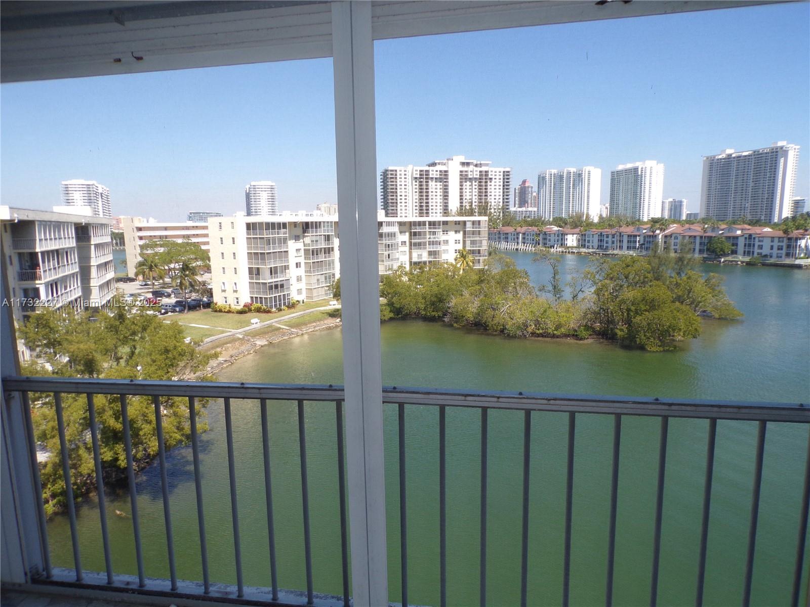 3030 Marcos Dr #T601, Aventura, Florida image 3