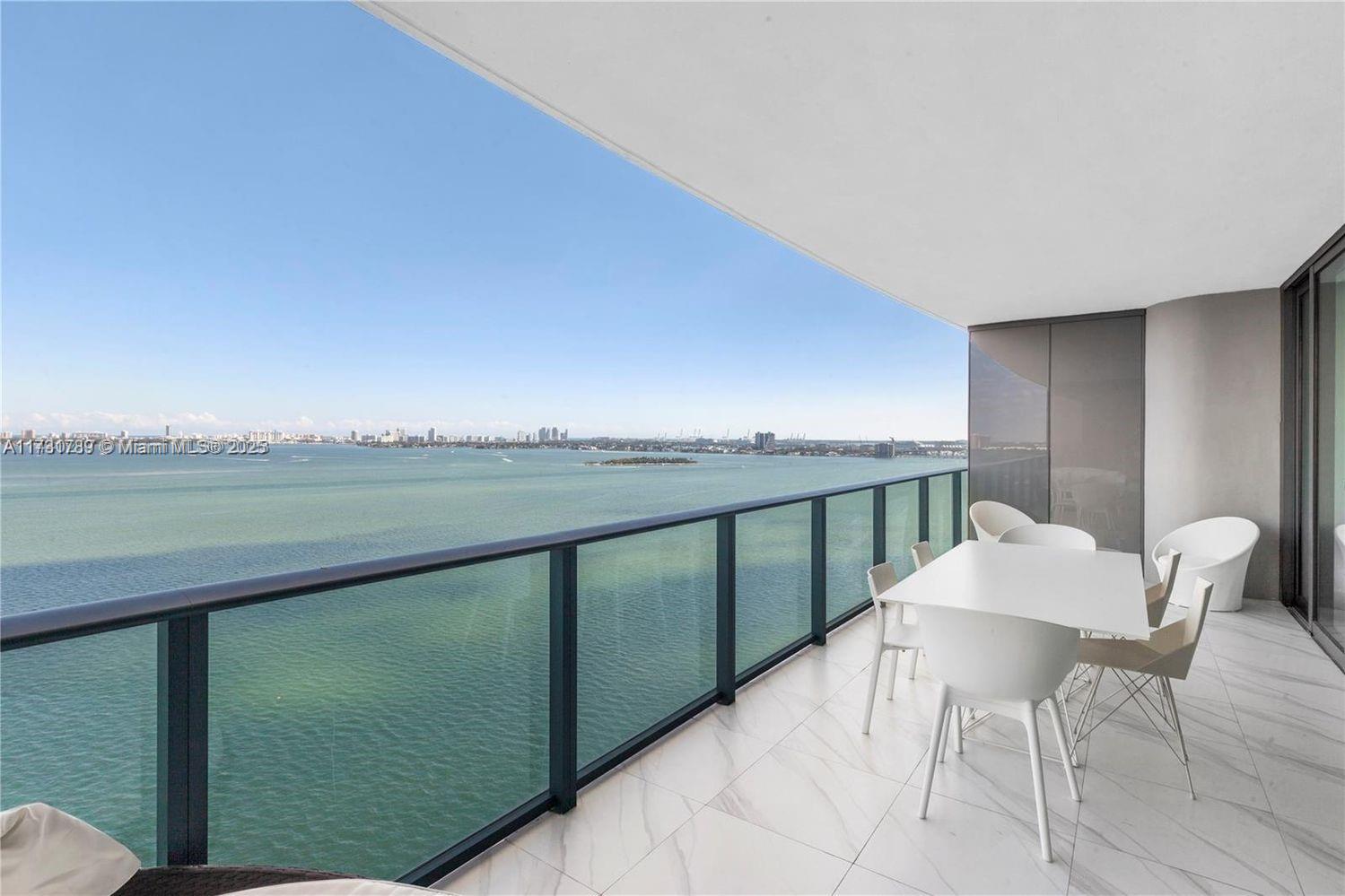 Apartamento en Venta en Miami, FL