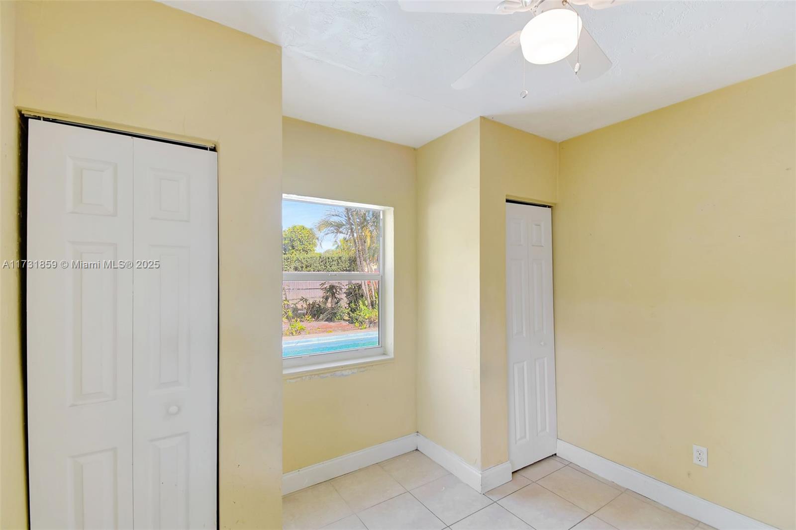 1645 NE 180th St, North Miami Beach, Florida image 20