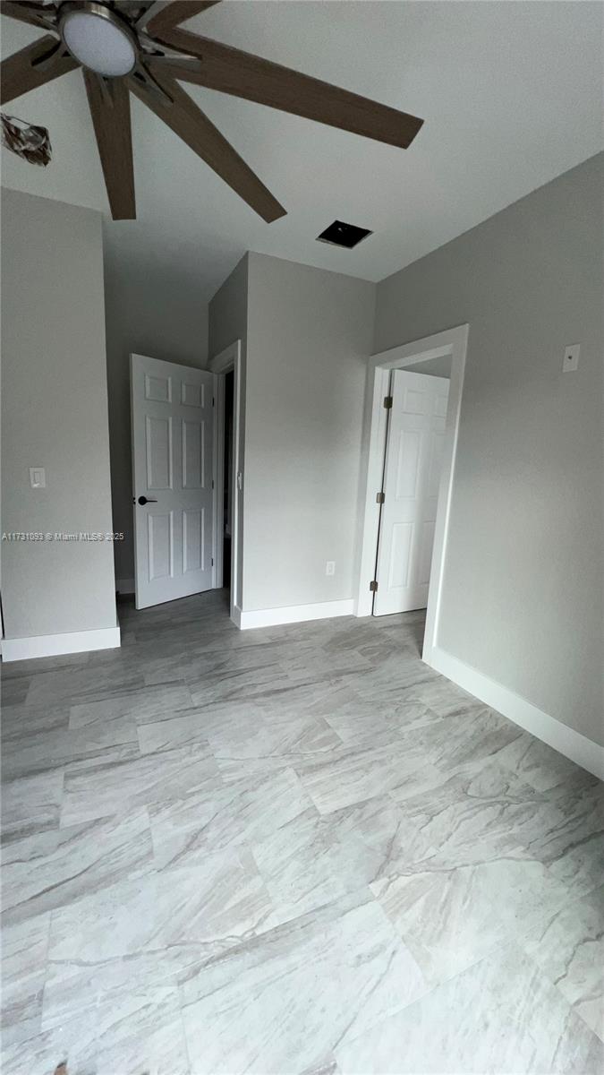 Residentialincome, Miami, Florida image 9