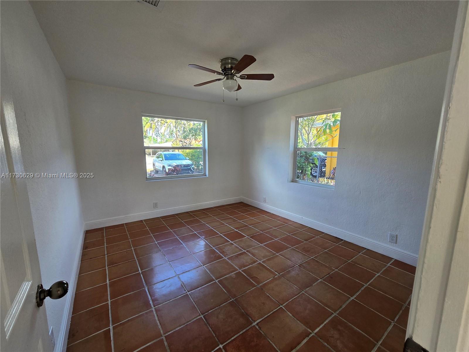 2722 Pierce St, Hollywood, Florida image 17