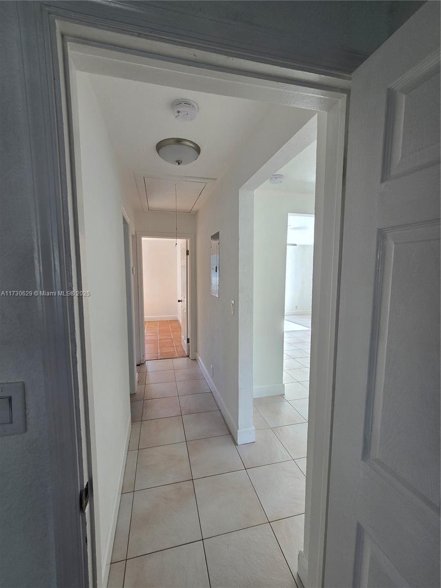 2722 Pierce St, Hollywood, Florida image 20