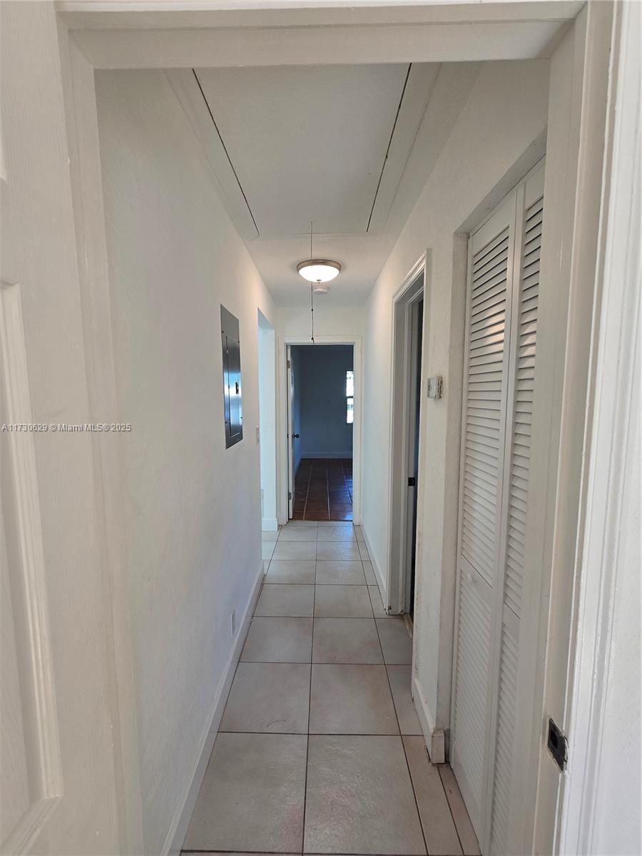 2722 Pierce St, Hollywood, Florida image 21