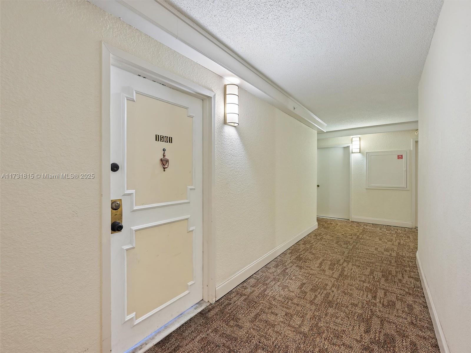 2750 NE 183rd St #1501, Aventura, Florida image 2