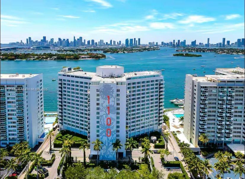 Residential, Miami Beach, Florida image 1