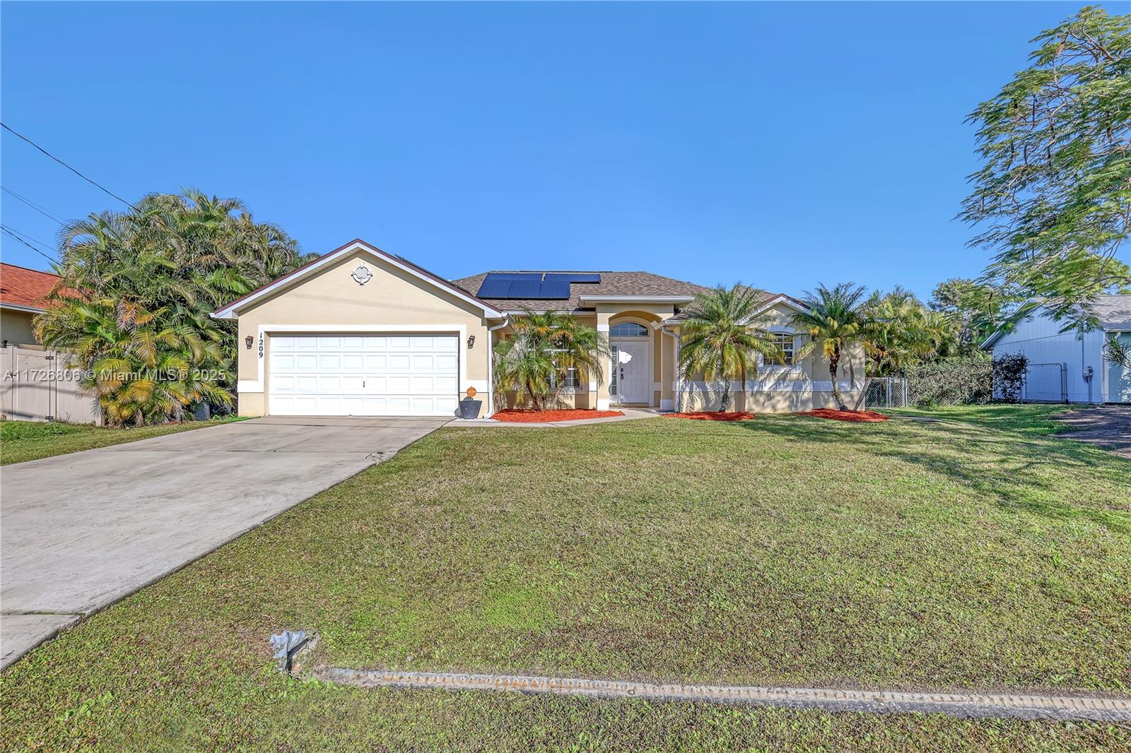 1209 SW Glastonberry Ave, Port St. Lucie, Florida image 3