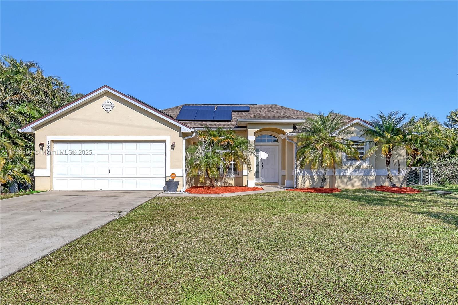 1209 SW Glastonberry Ave, Port St. Lucie, Florida image 4