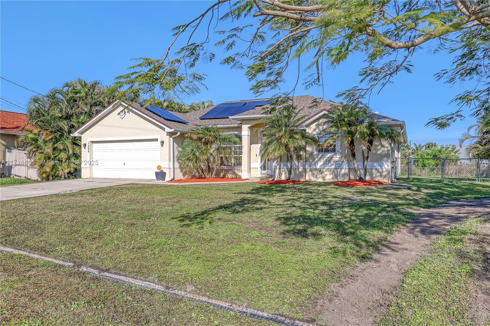 1209 SW Glastonberry Ave, Port St. Lucie, Florida image 5