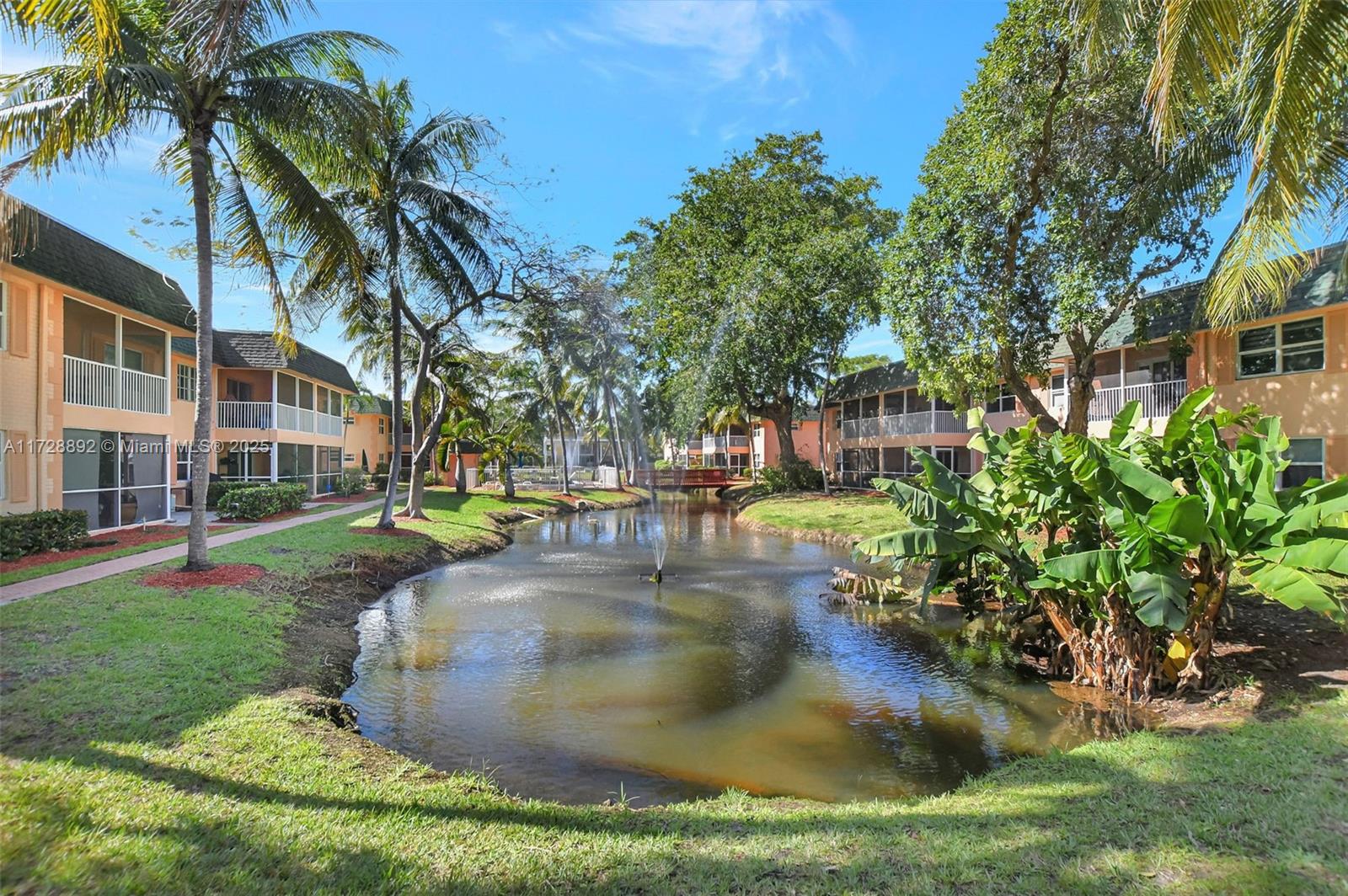 Residential, Deerfield Beach, Florida image 14