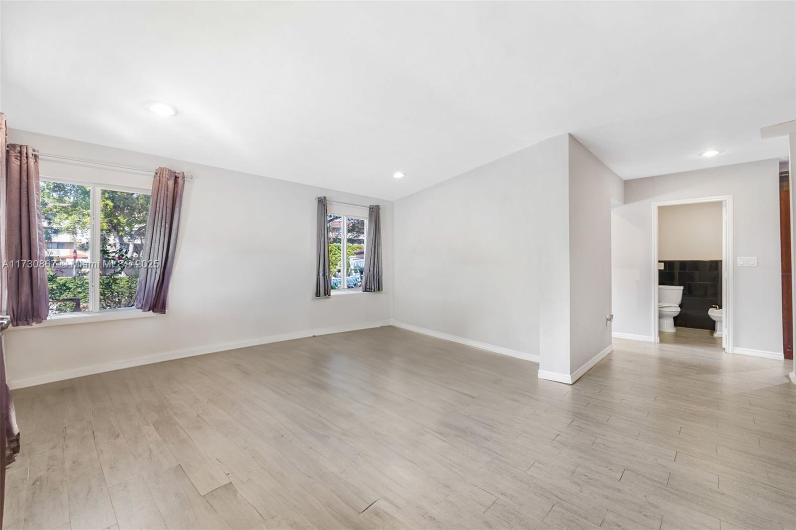 1805 NE 117th Rd, North Miami, Florida image 15