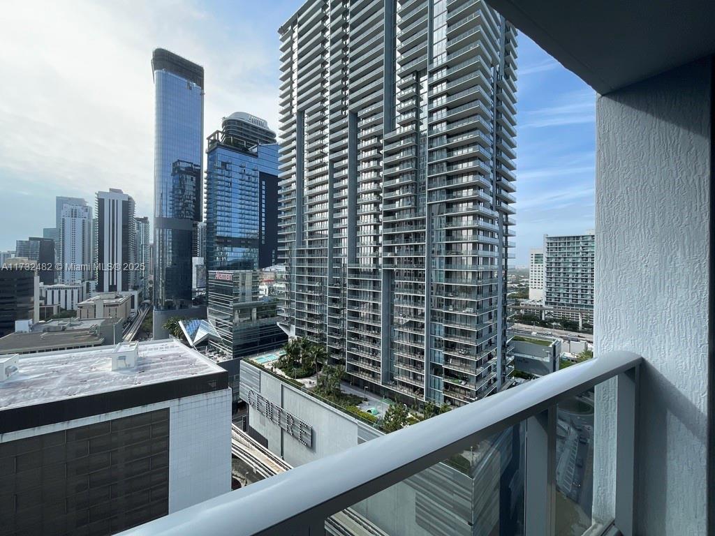 Furnished 2/2 corner unit, centrally located in the heart of Brickell. Walk to restaurants, Brickell City Centre, metro station, supermarket and more! Valet parking including. My Brickell condo is a trendy building with amazing amenities including a rooftop pool, gym and business center. Very desirable floor plan, large balcony with Brickell views from the 26th floor.