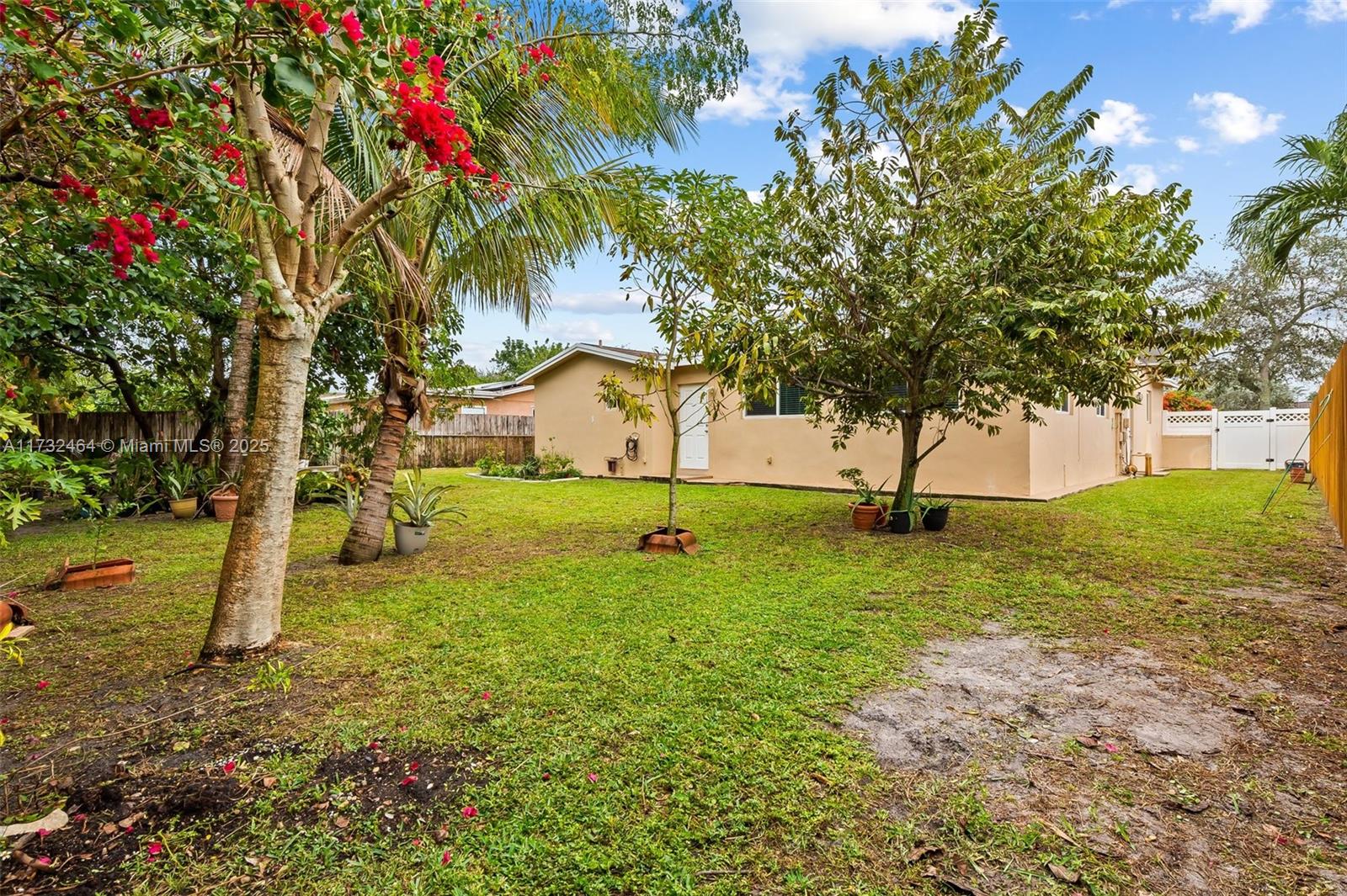 5501 Johnson St, Hollywood, Florida image 8