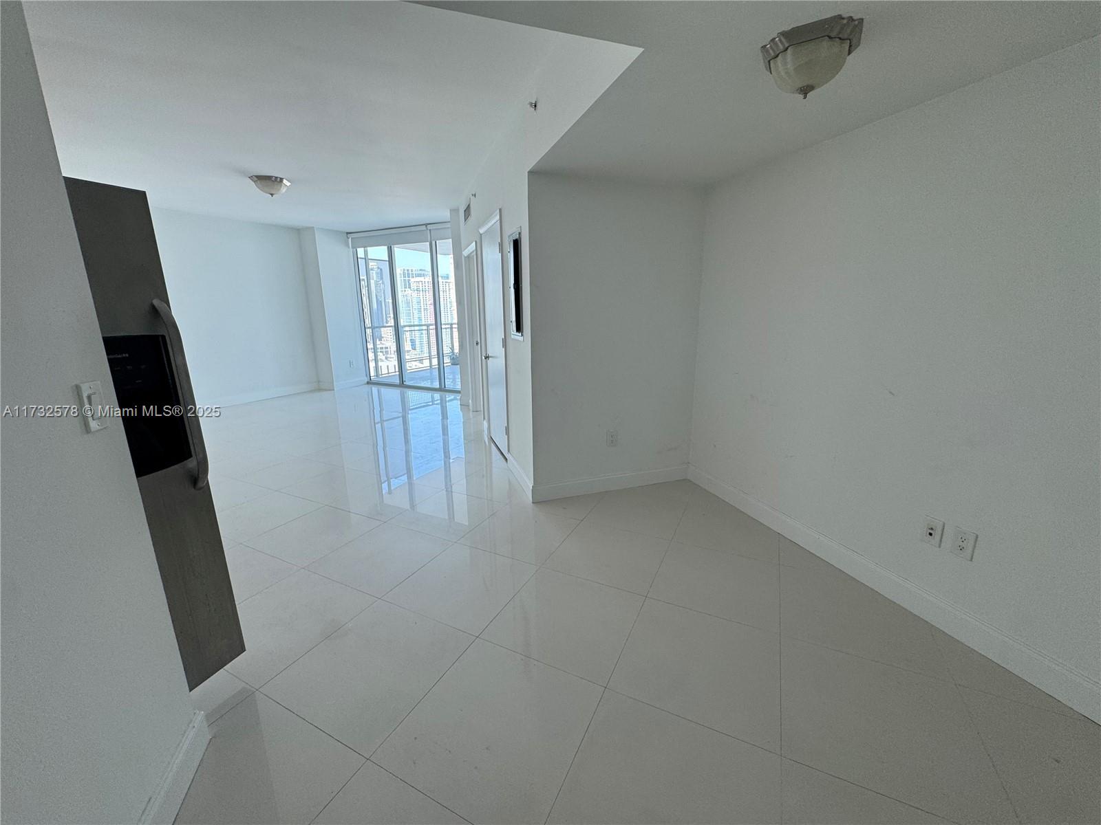 350 S Miami Ave #3309, Miami FL 33130