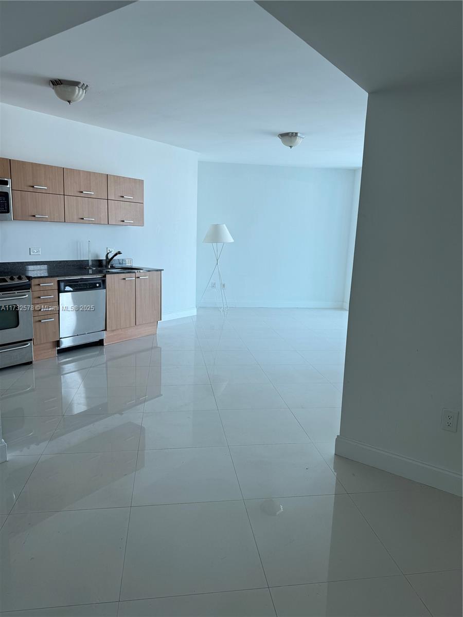 350 S Miami Ave #3309, Miami FL 33130