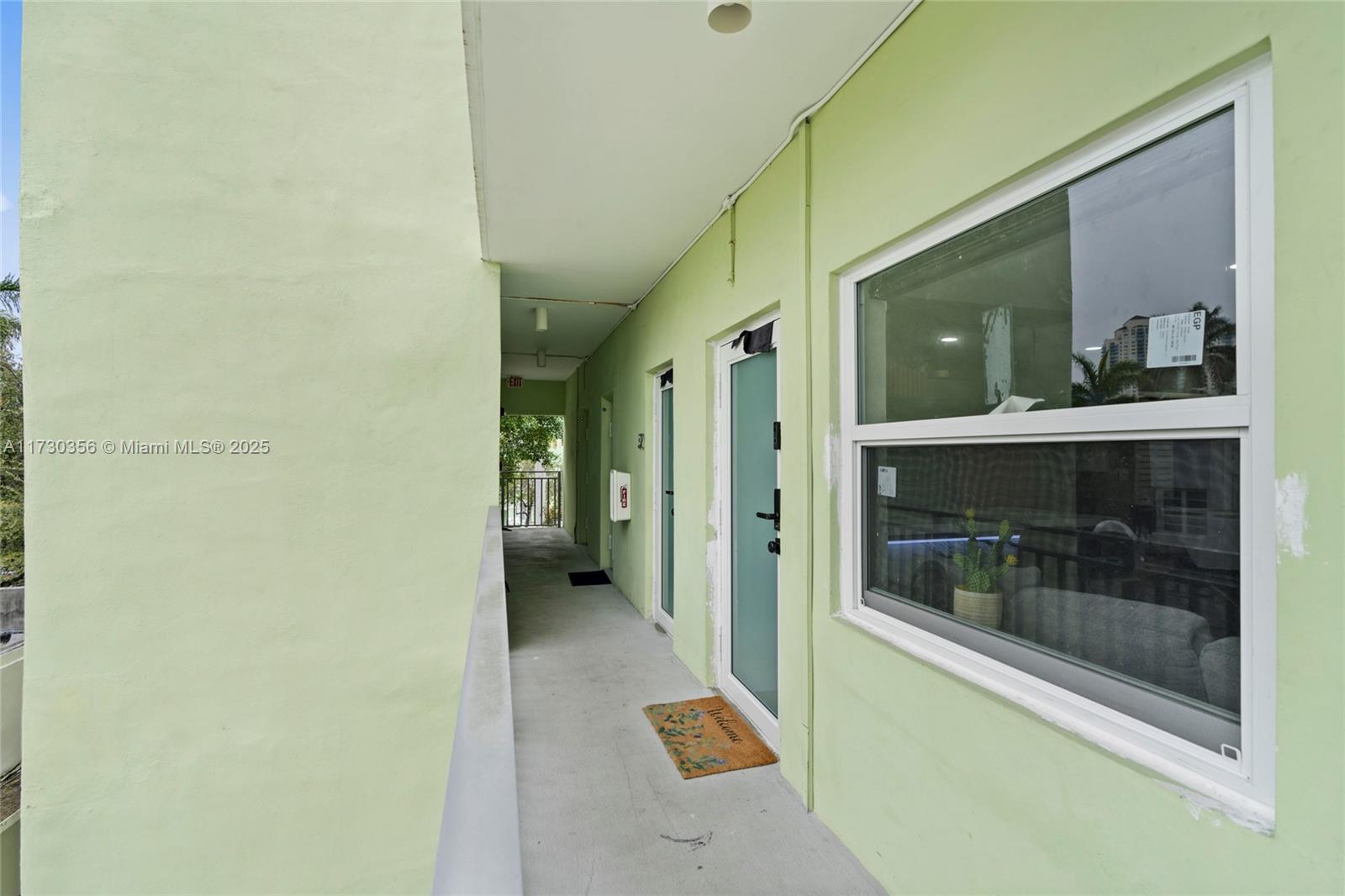 363 Washington Ave #32, Miami Beach, Florida image 21