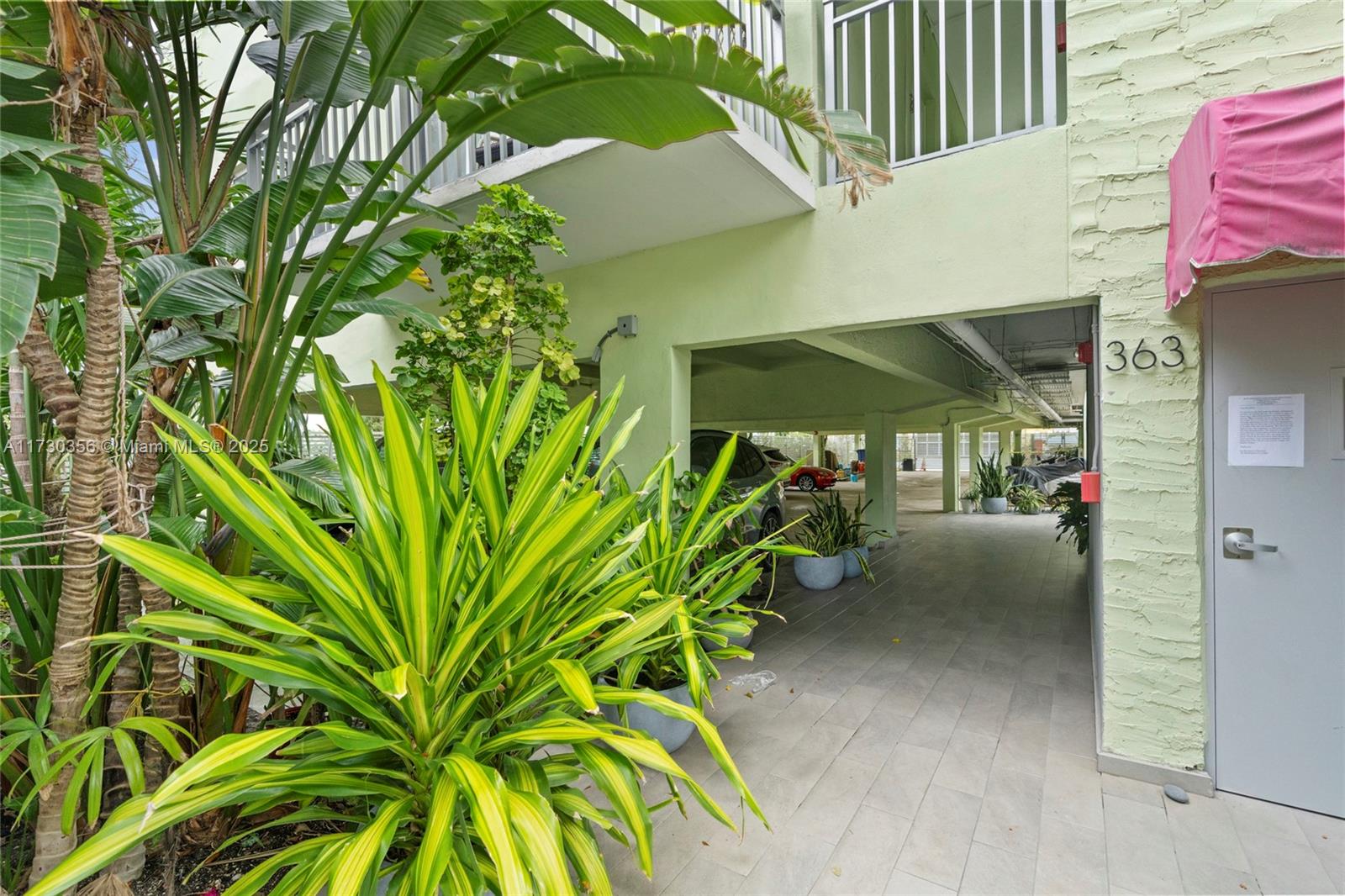 363 Washington Ave #32, Miami Beach, Florida image 24