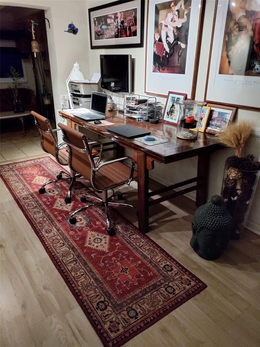Listing Photo 9