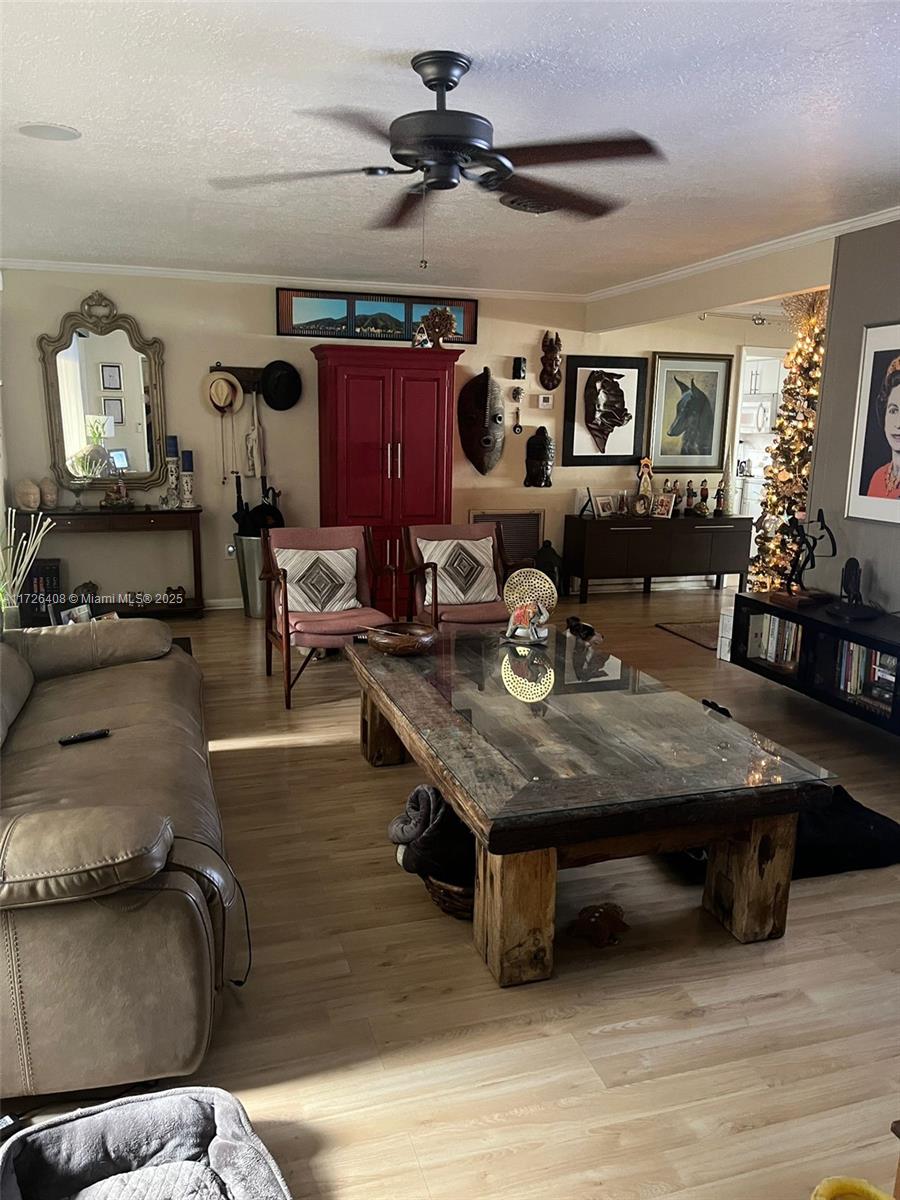 Listing Photo 7