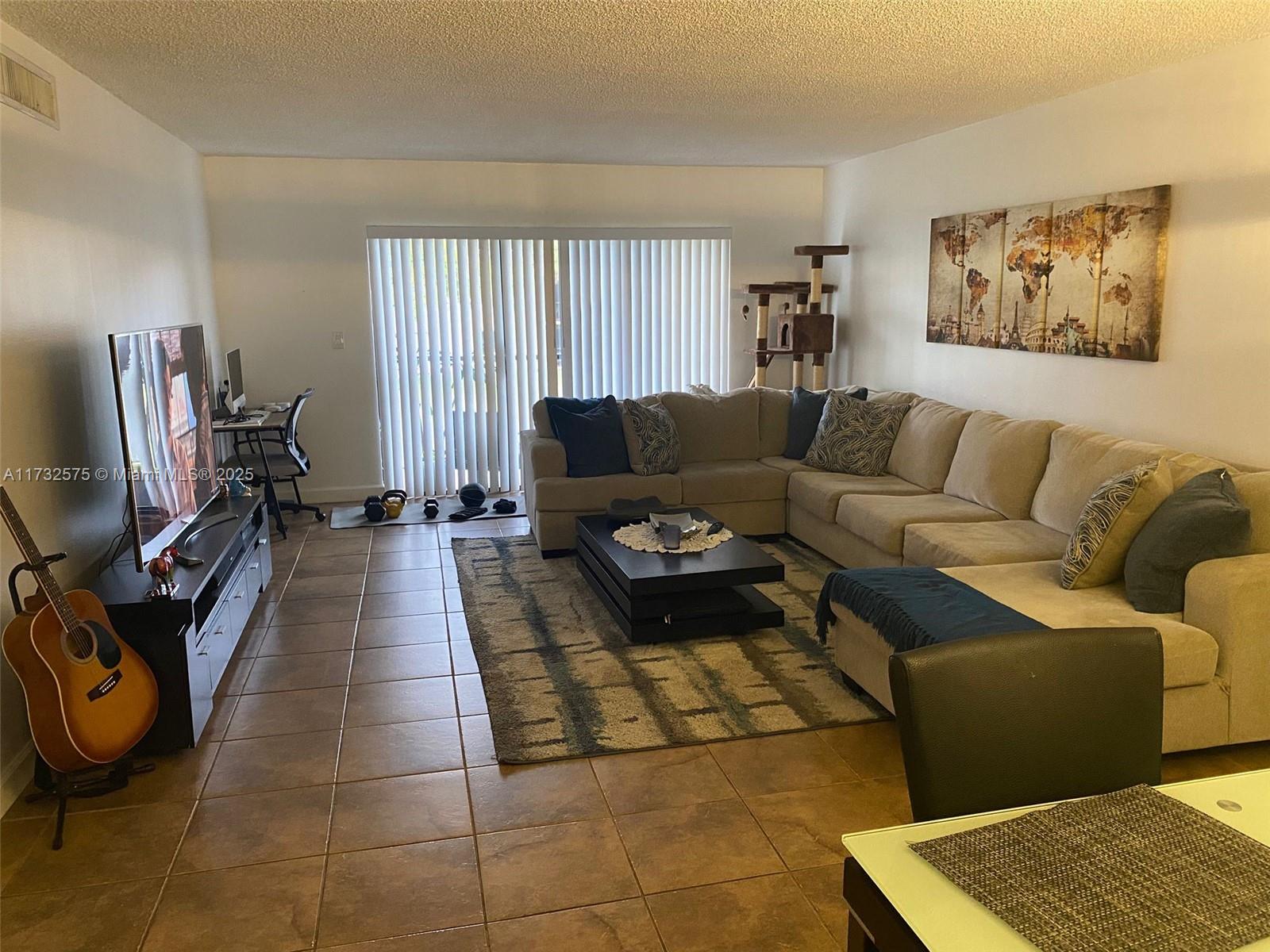 16278 Laurel Dr #202, Weston, Florida image 4