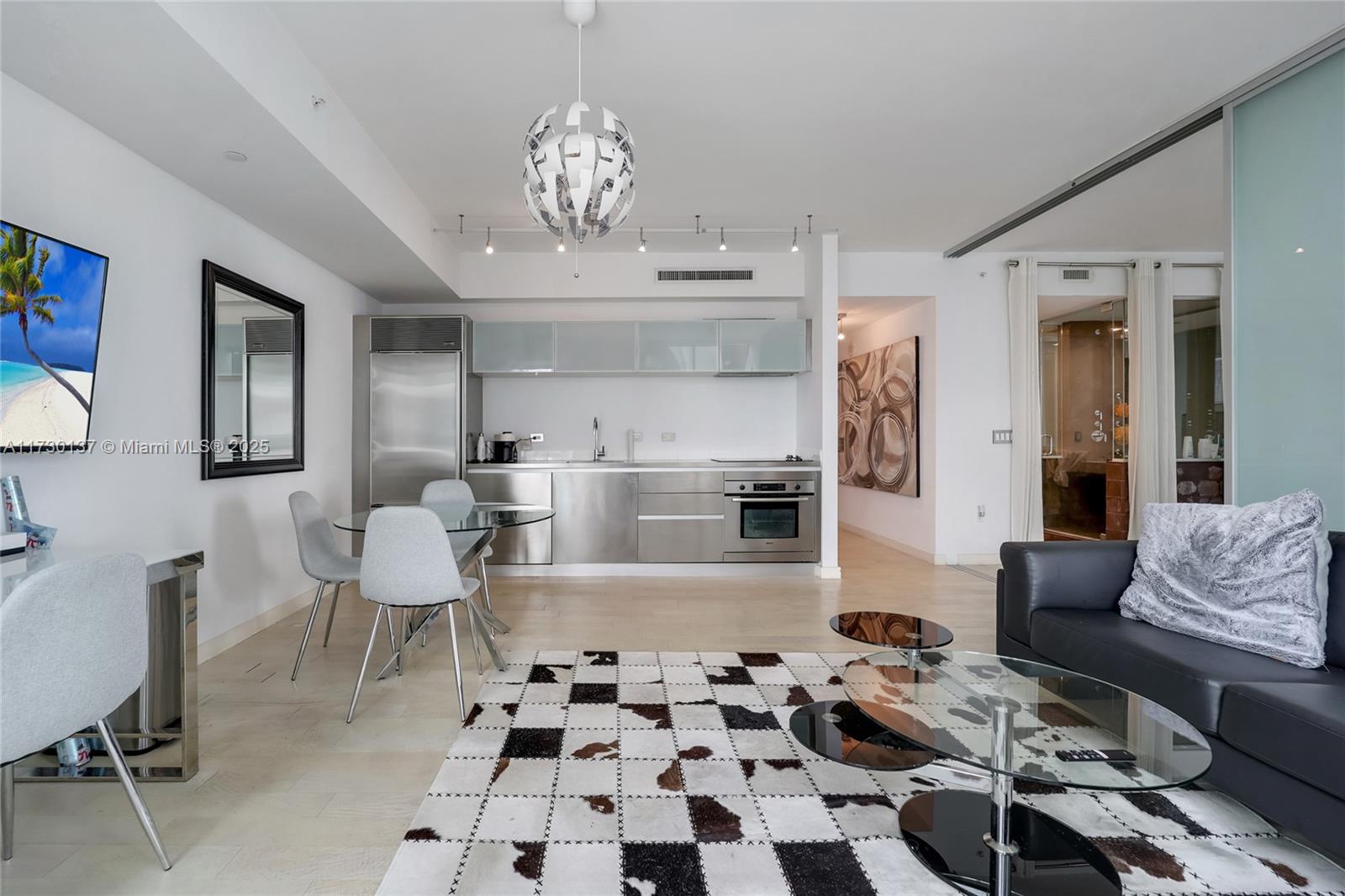 1040 Biscayne Blvd #2508, Miami FL 33132