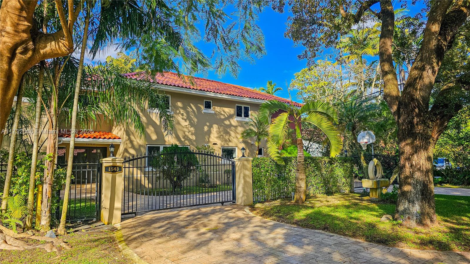 1543 Dorado Ave, Coral Gables, Florida image 1