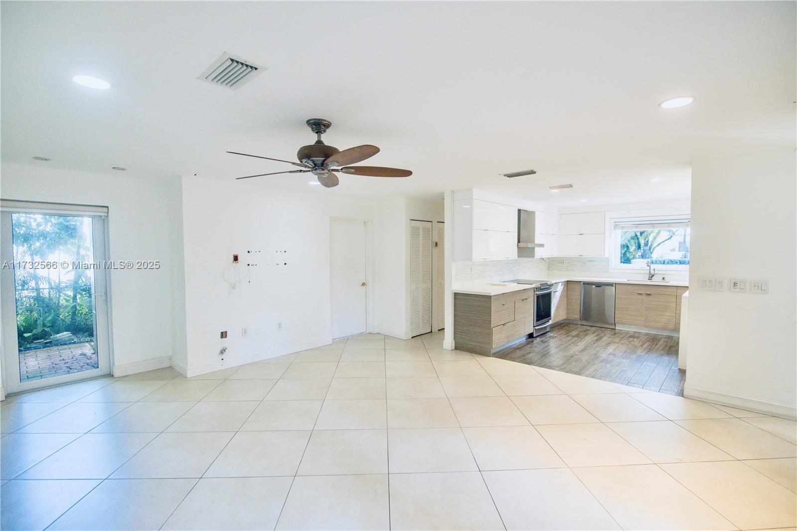 1543 Dorado Ave, Coral Gables, Florida image 18