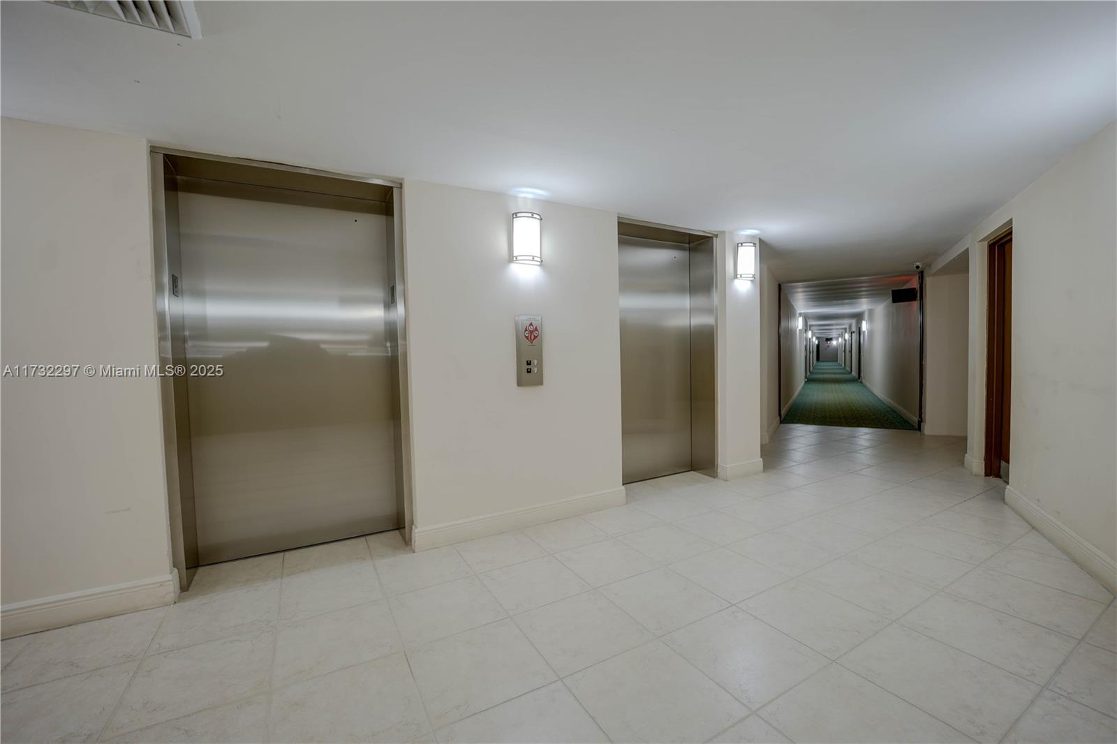 600 Parkview Dr #601, Hallandale Beach, Florida image 35