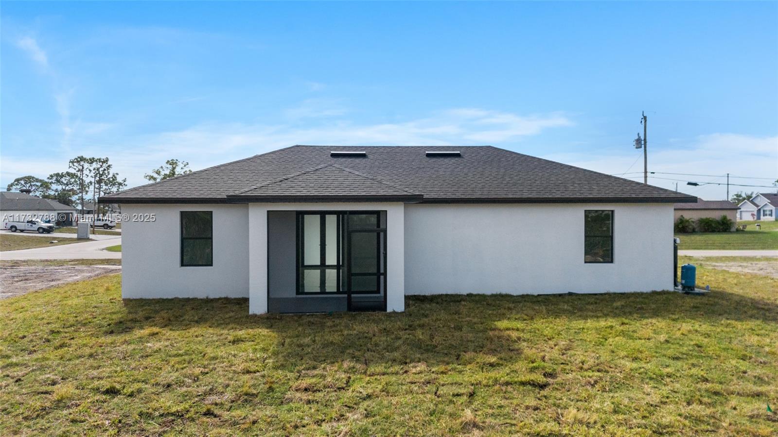 1921 NW 30th St, Cape Coral, Florida image 33