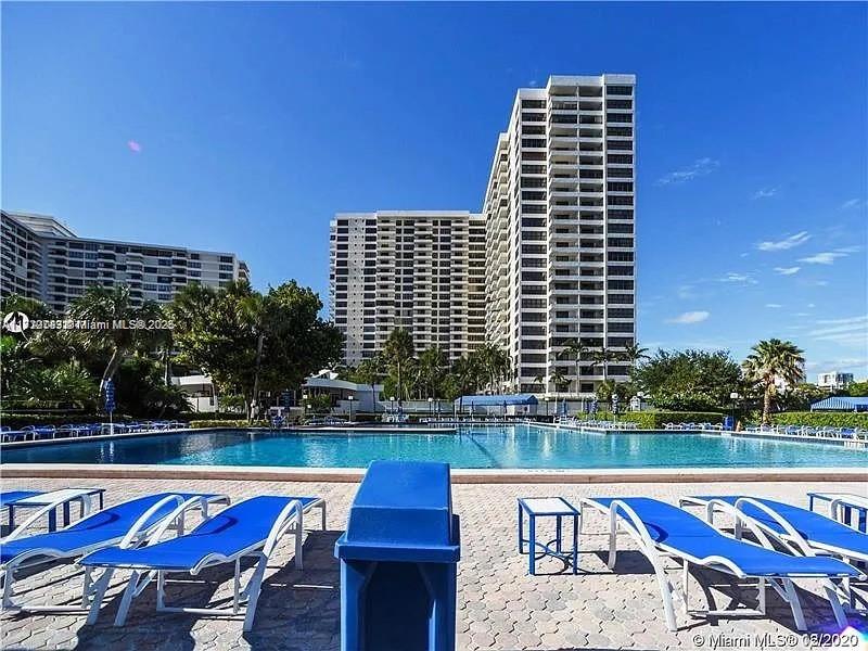 2500 Parkview Dr #1704, Hallandale Beach, Florida image 32