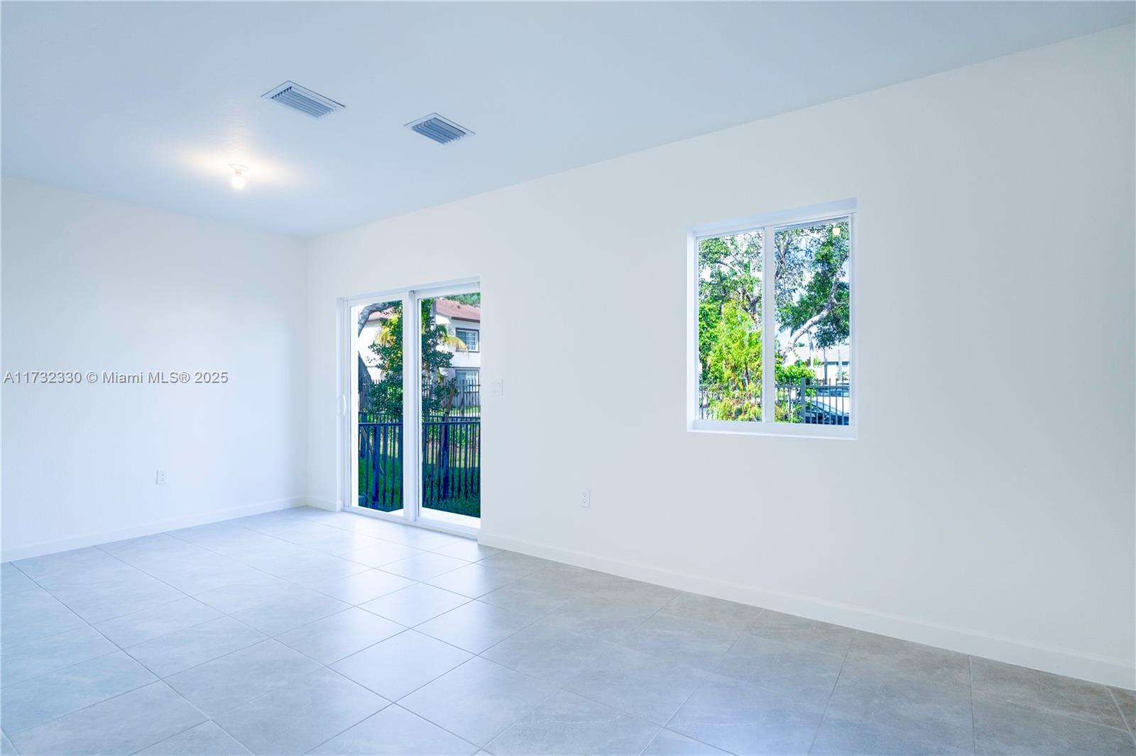 5125 SW 37 St #5125, Pembroke Park, Florida image 27