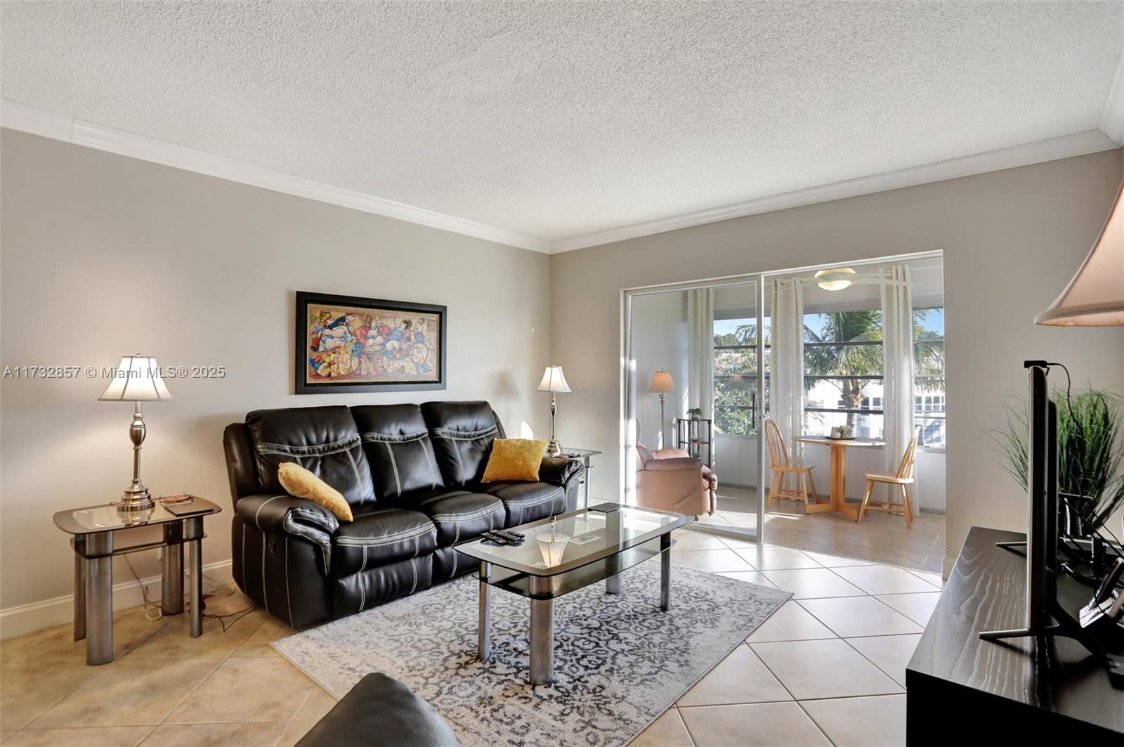 4806 NW 36th St #605, Lauderdale Lakes, Florida image 11