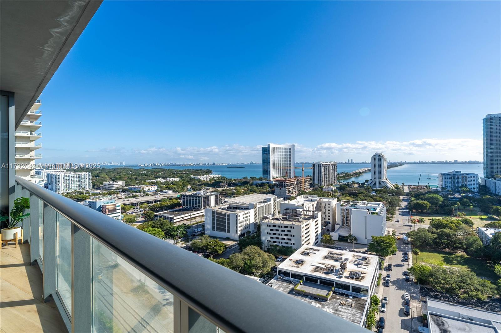 121 NE 34th St #2104, Miami FL 33137