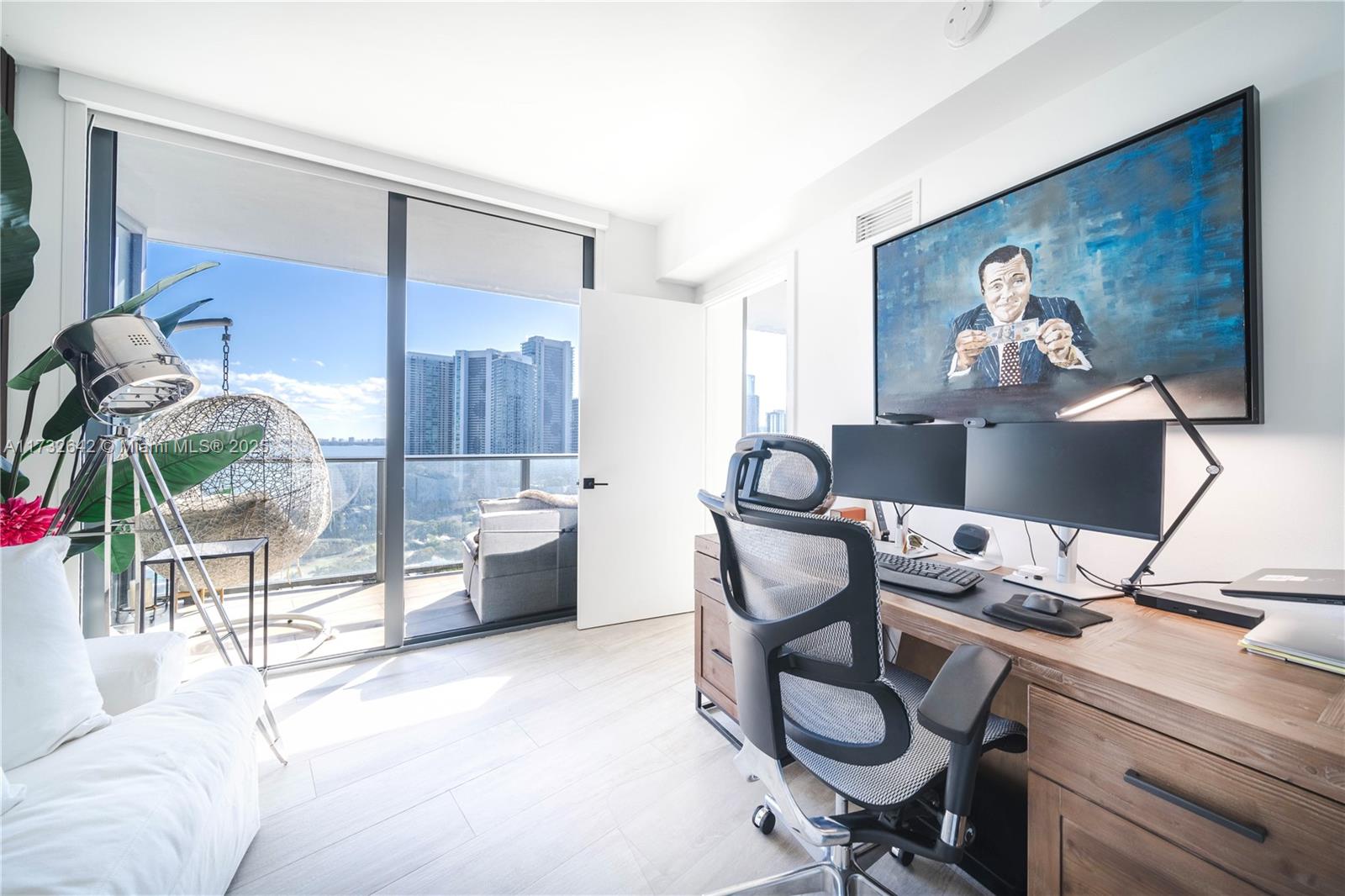 121 NE 34th St #2104, Miami FL 33137