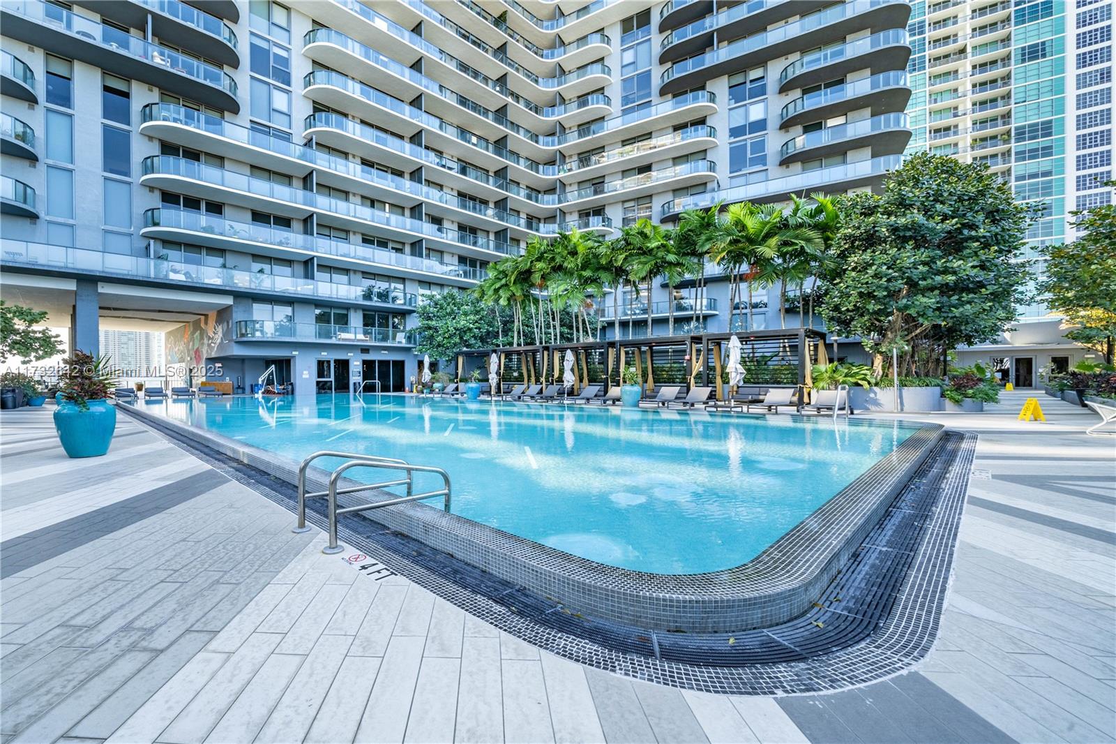 121 NE 34th St #2104, Miami FL 33137