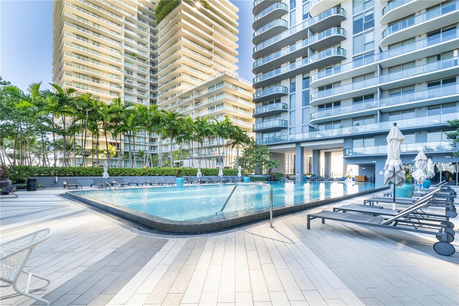 121 NE 34th St #2104, Miami FL 33137