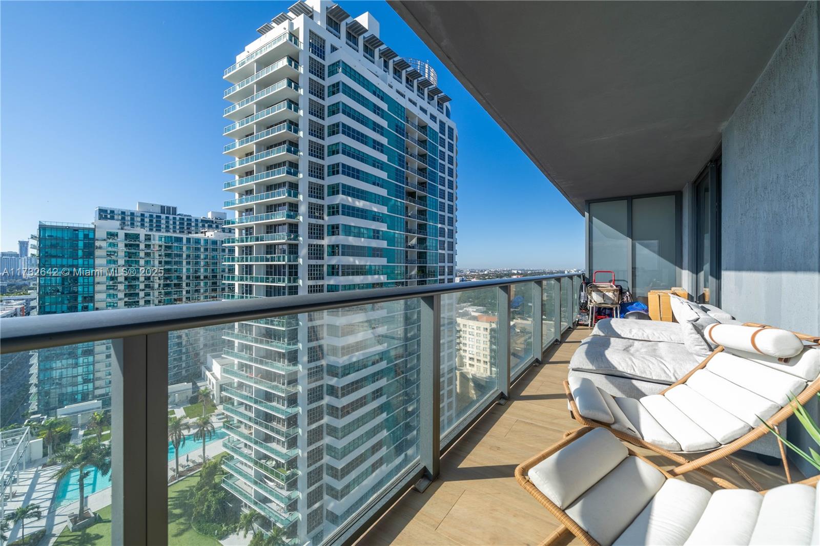 121 NE 34th St #2104, Miami FL 33137