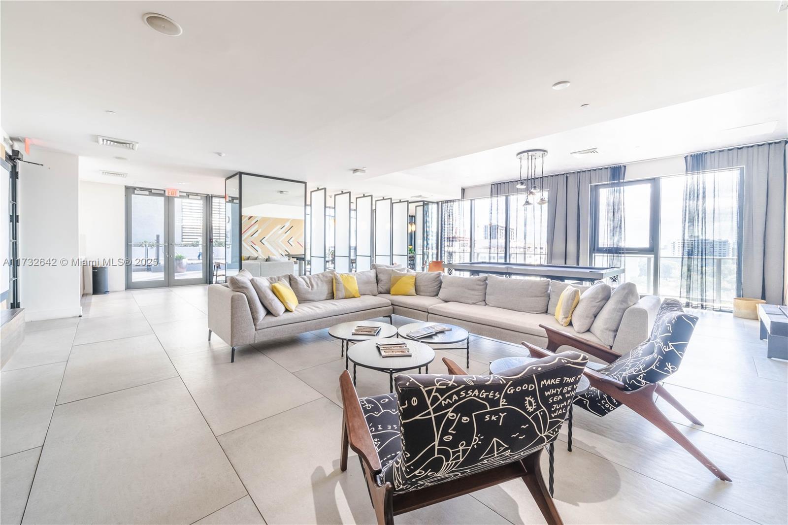 121 NE 34th St #2104, Miami FL 33137