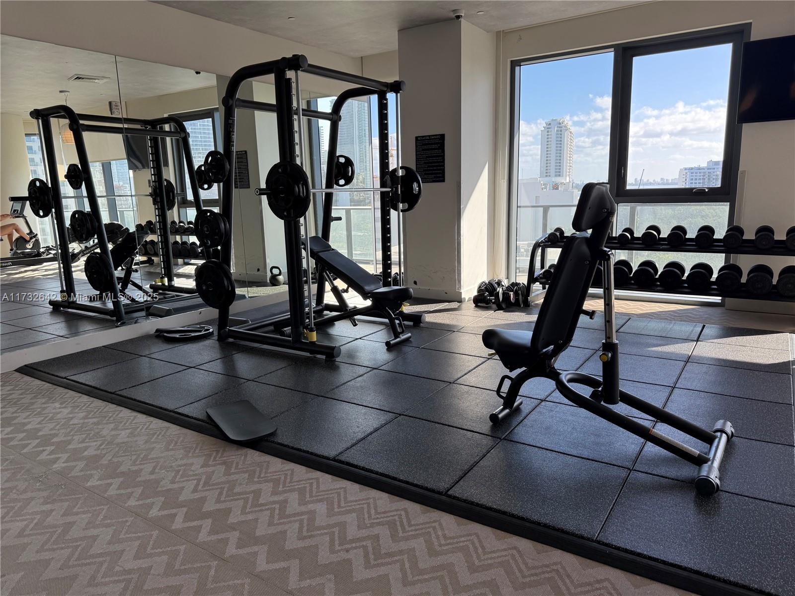 121 NE 34th St #2104, Miami FL 33137