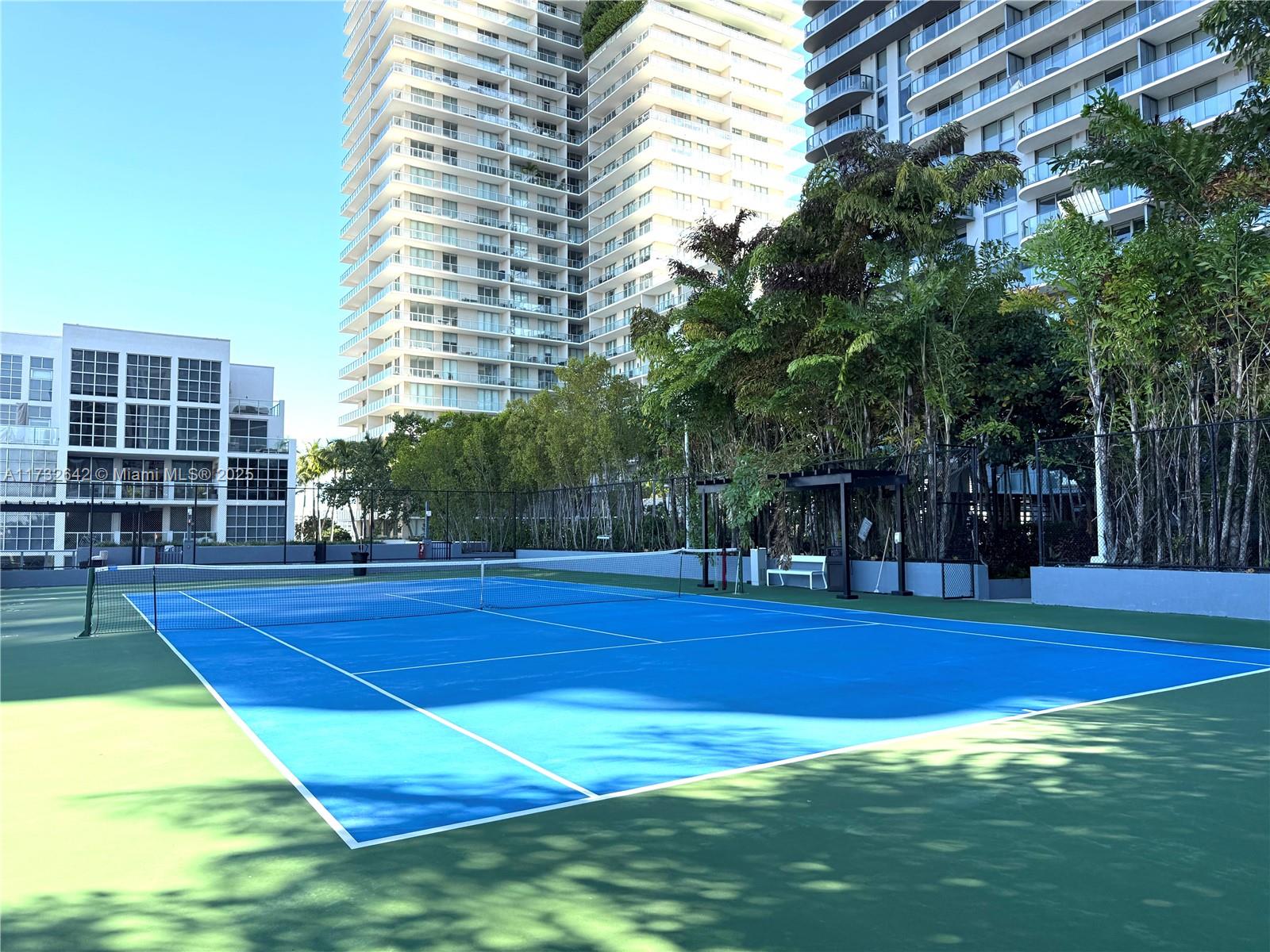 121 NE 34th St #2104, Miami FL 33137