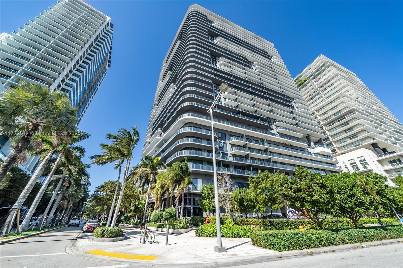 121 NE 34th St #2104, Miami FL 33137