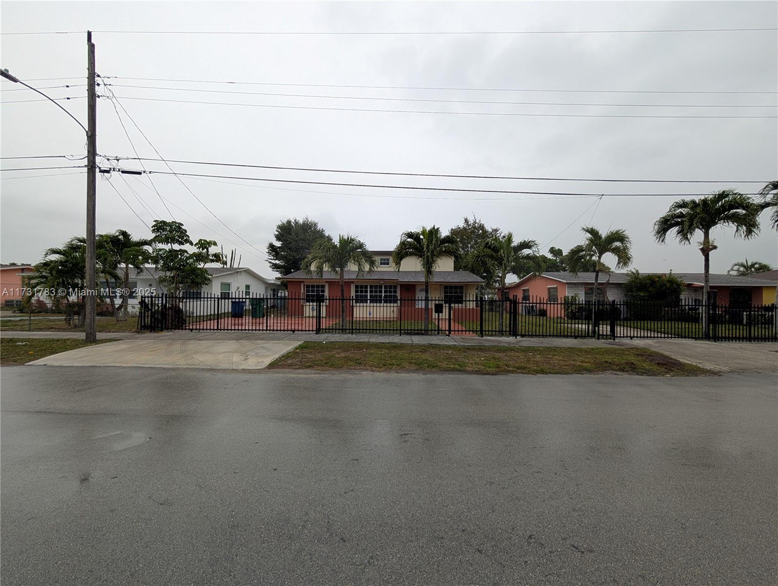 1631 NW 155th St, Miami Gardens, Florida image 5