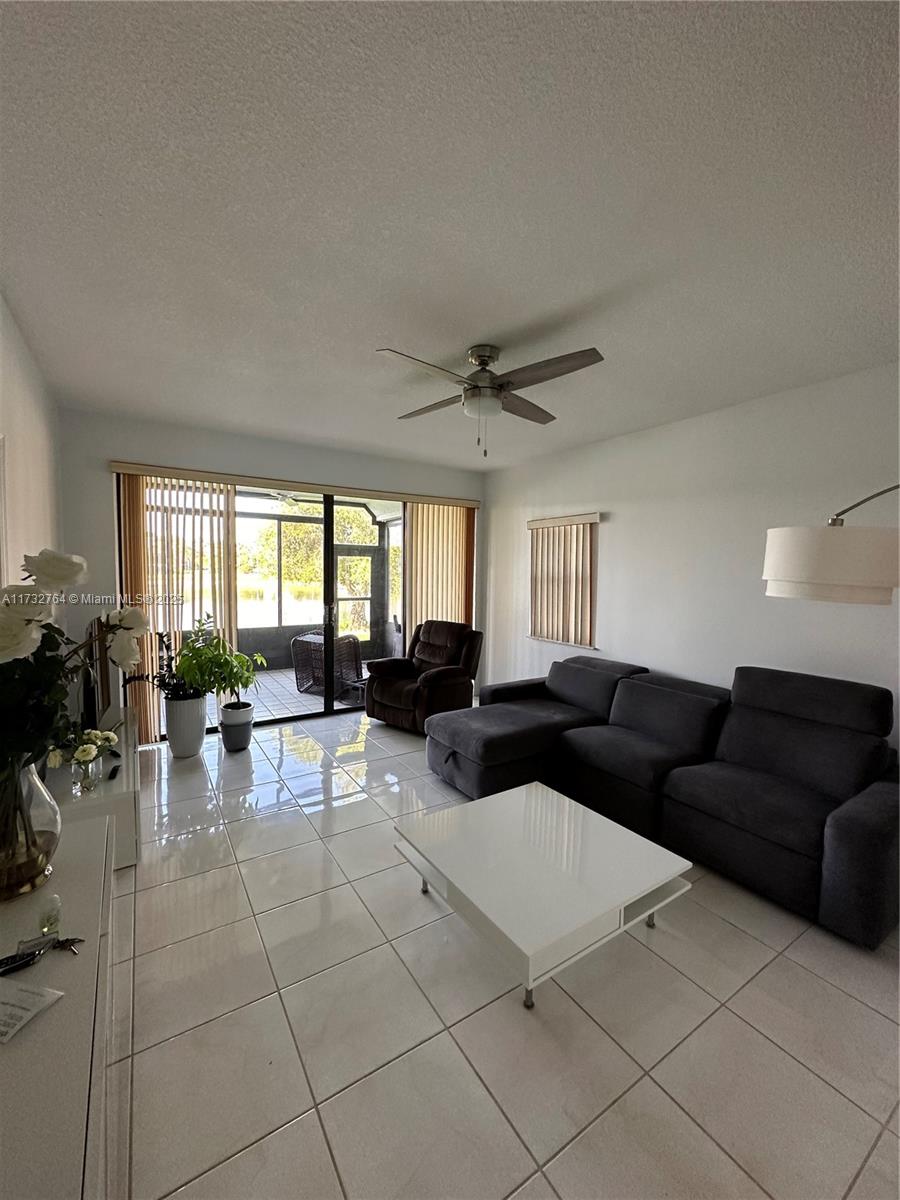 9024 NW 60th St, Tamarac, Florida image 3