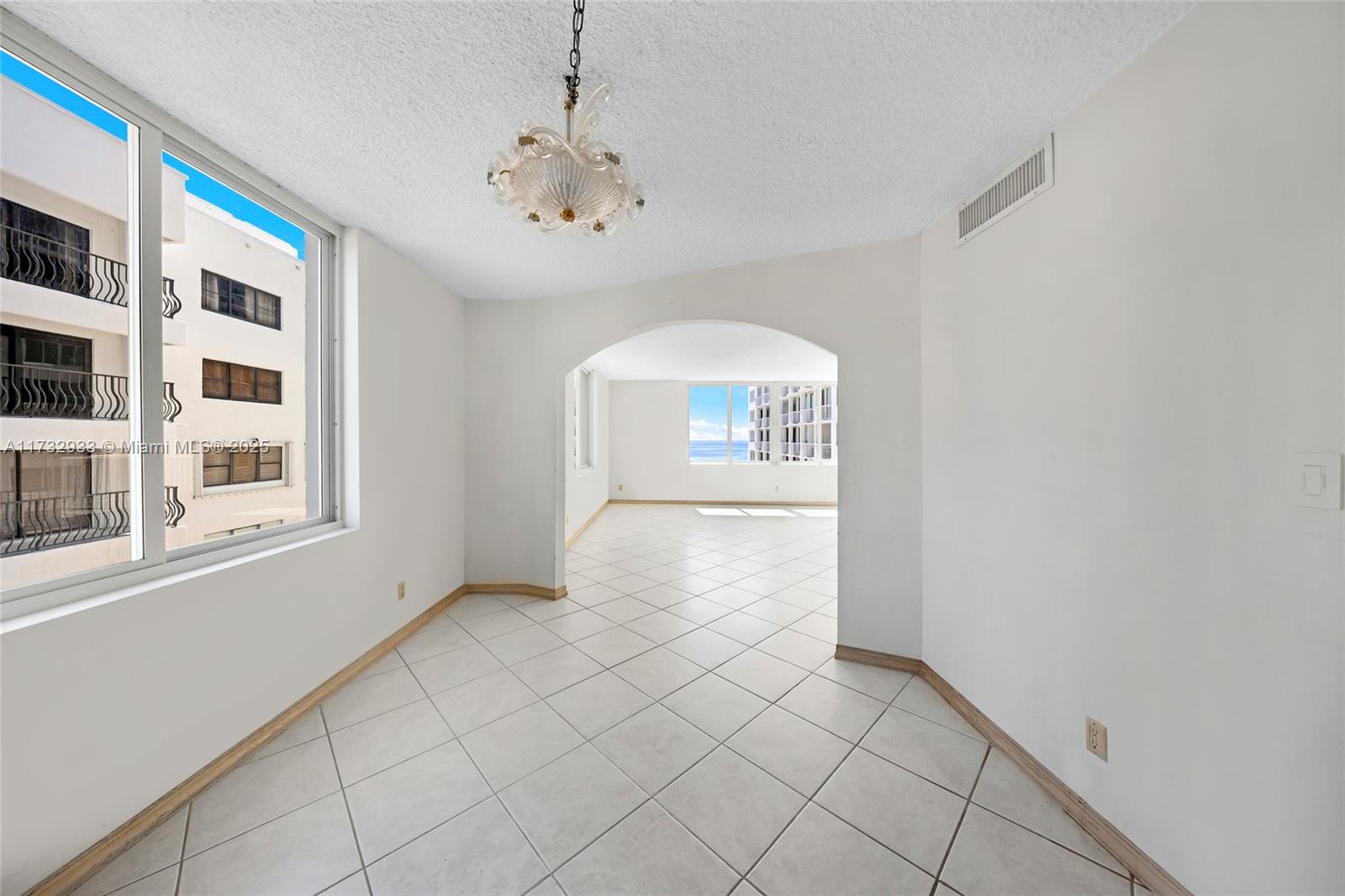 5401 Collins Ave #419, Miami Beach, Florida image 15