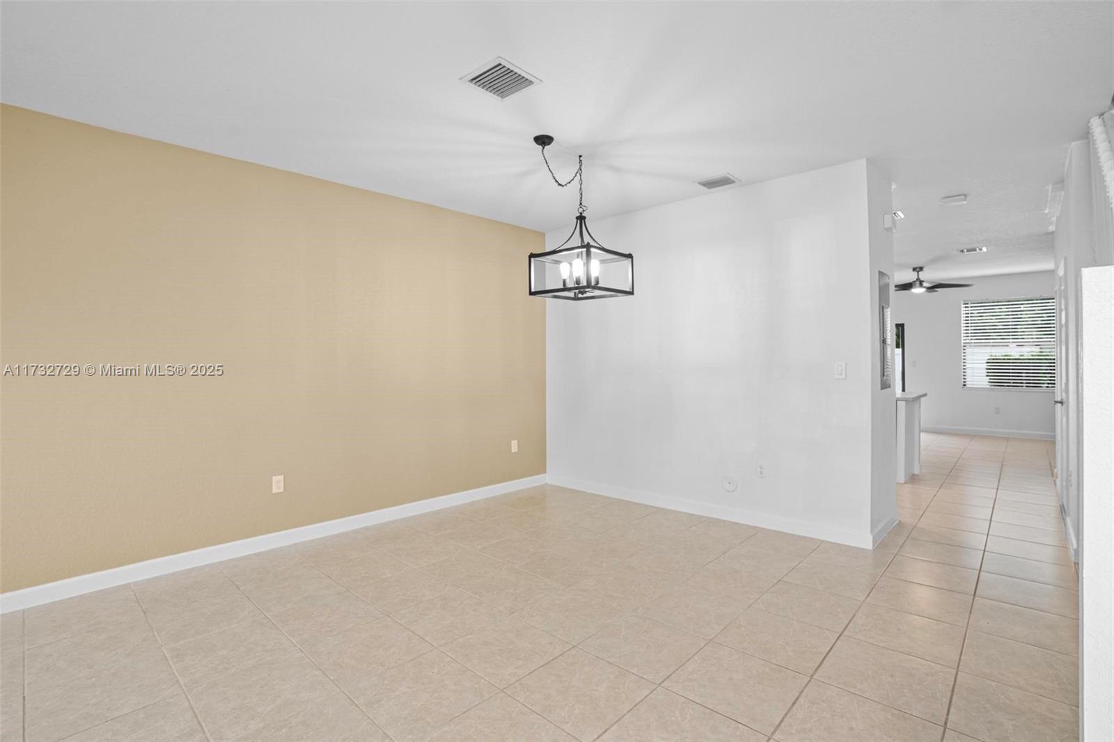 11047 W 32nd Ln, Hialeah, Florida image 8