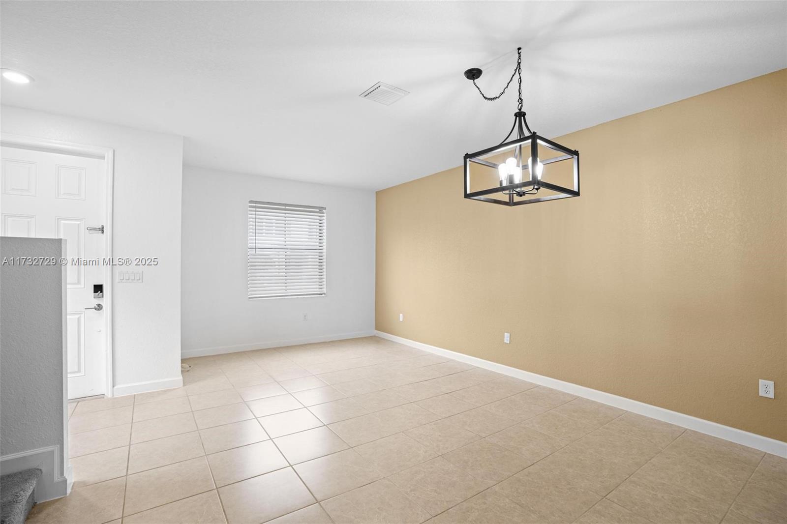 11047 W 32nd Ln, Hialeah, Florida image 9