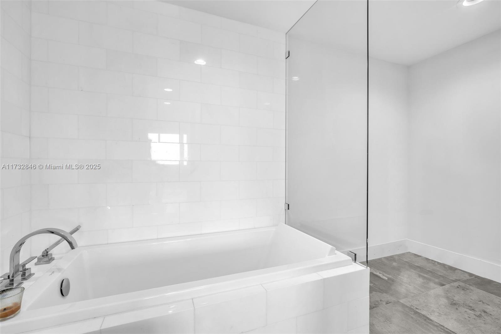 7135 Collins Ave #736, Miami Beach, Florida image 16