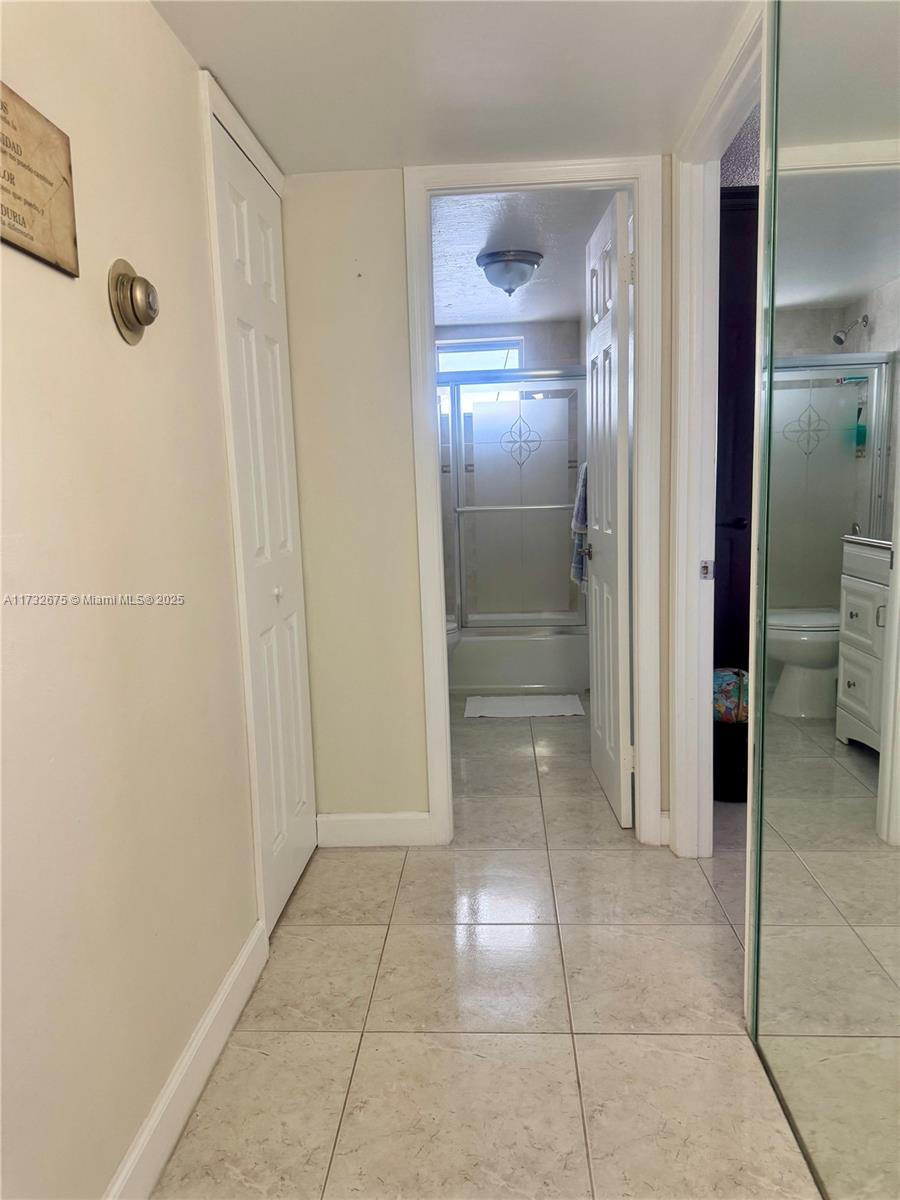 3750 NE 170 St #E-406, North Miami Beach, Florida image 34