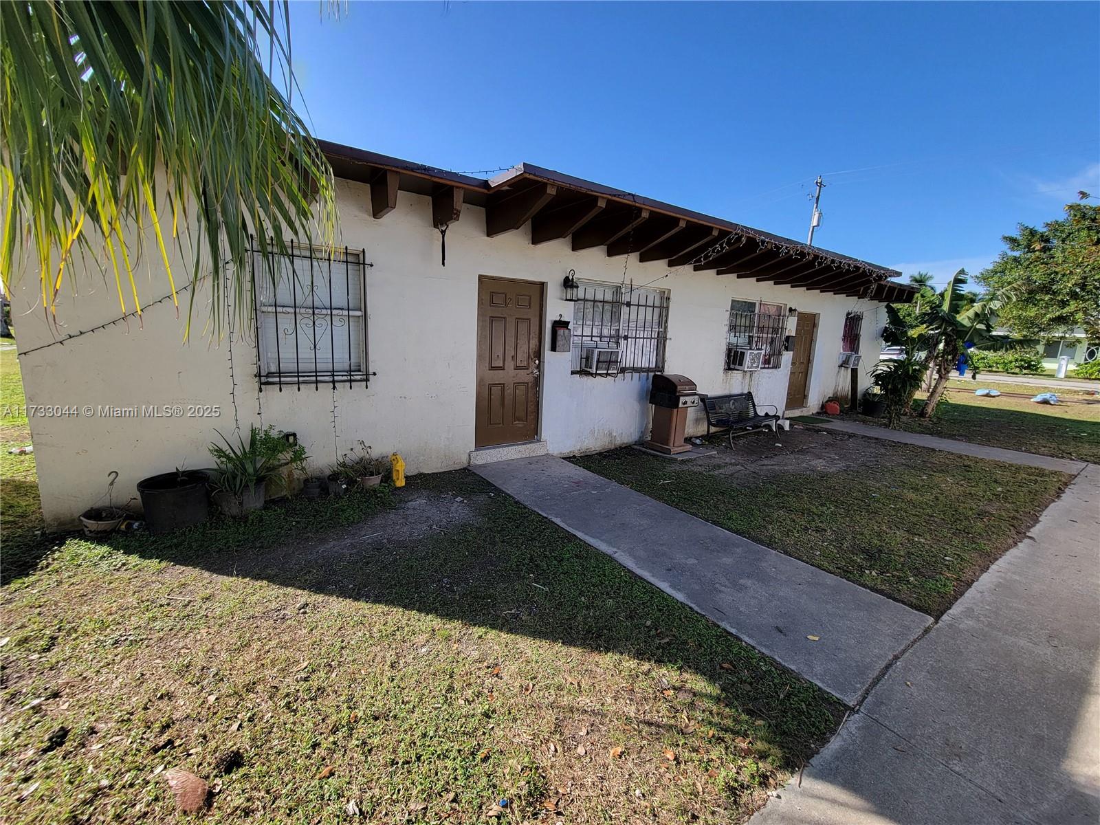 516 SW 9th Ave, Homestead, Florida image 4