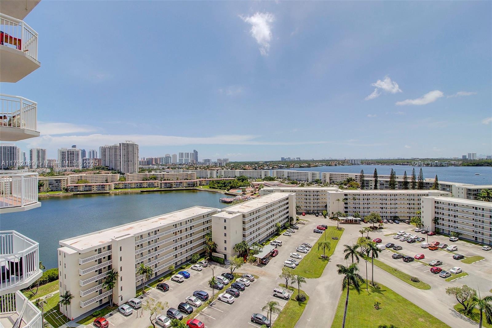 18031 Biscayne Blvd #1601, Aventura, Florida image 17