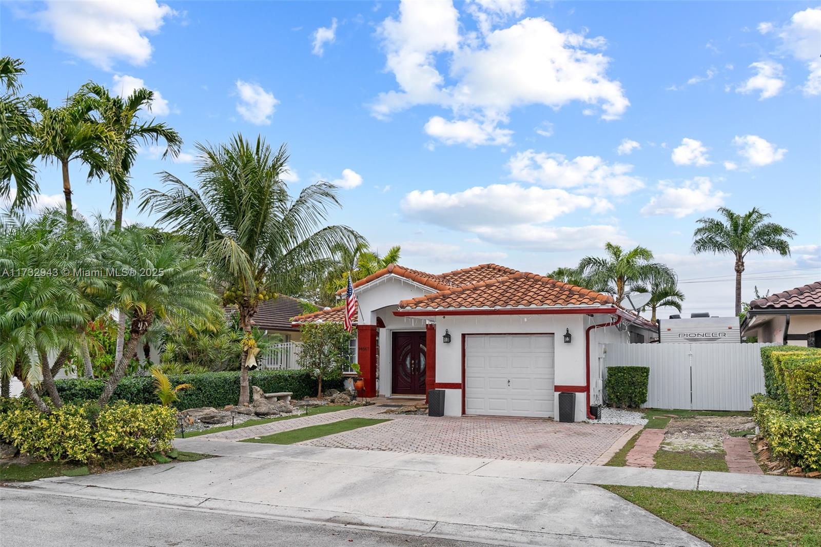 14667 SW 113th St, Miami, Florida image 2